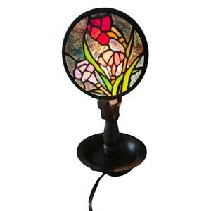 Vintage Tiffany Style Stained Glass Table Top Accent Light Plug-in 11 inch Tall